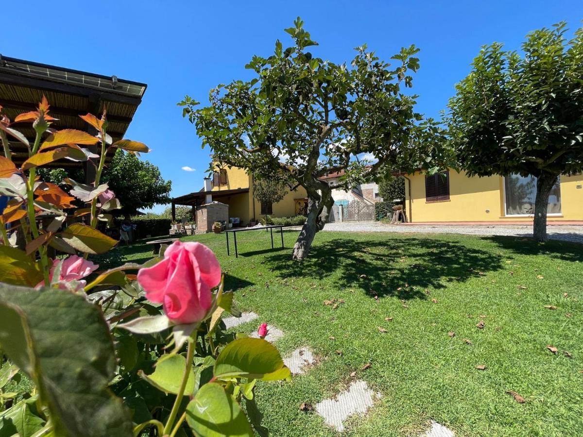 Il Poggio Hotel Pontedera Exterior photo